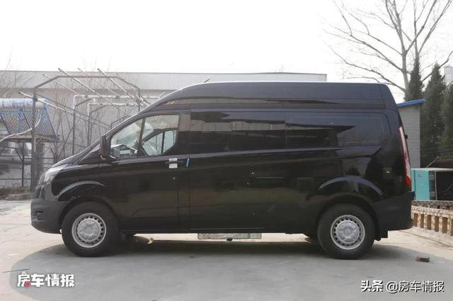 新款全顺汽车报价（19.98万起新款福特全顺房车）(3)