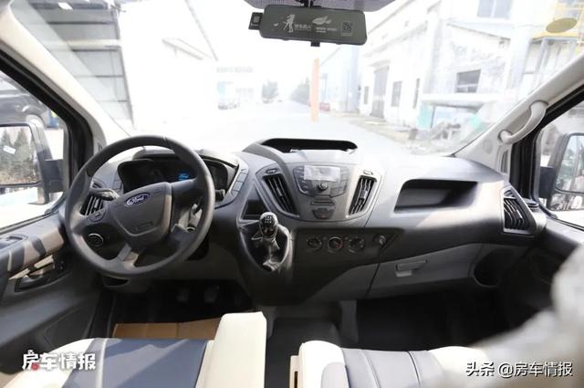 新款全顺汽车报价（19.98万起新款福特全顺房车）(5)