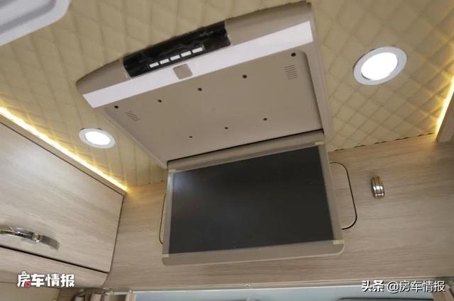 新款全顺汽车报价（19.98万起新款福特全顺房车）(8)