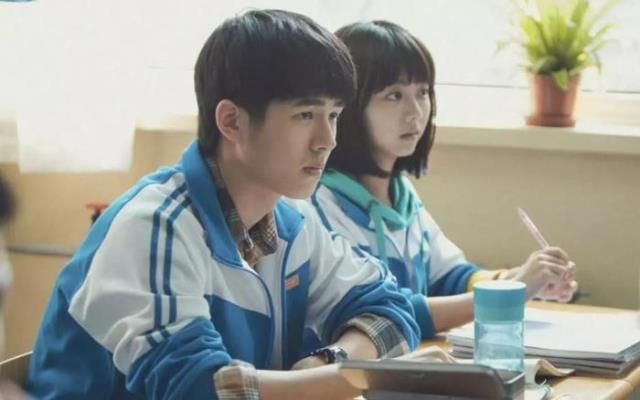 谭松韵结婚了吗（30岁谭松韵辟谣结婚离婚）(4)
