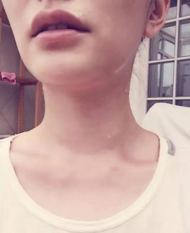 李小冉个人资料（44岁的李小冉身材好到爆）(14)