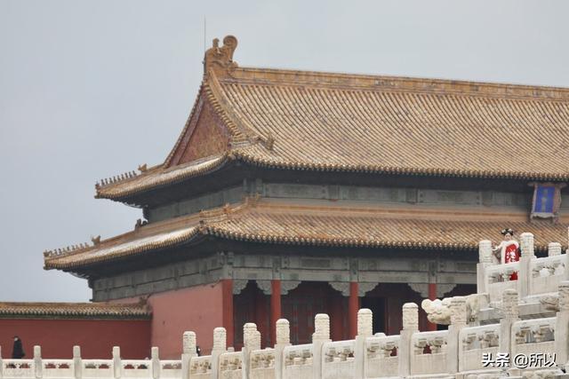 北京古韵古装摄影（2022第一场雪中的故宫实录）(10)