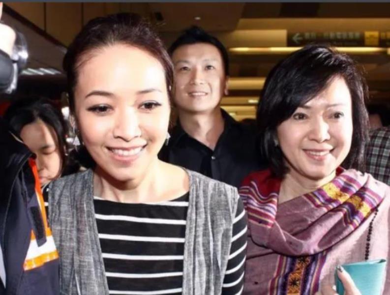 邱嘉雄图片，邱嘉雄亲友曝其曾移情别恋邱嘉雄同学(7)