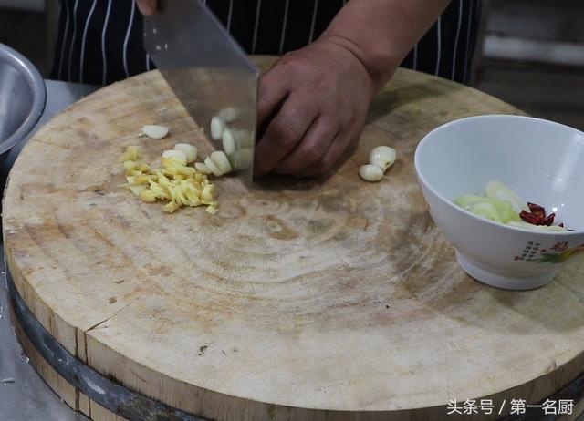 手撕包菜的家常做法（这才是手撕包菜的家常做法）(5)
