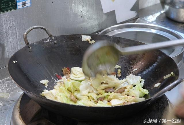 手撕包菜的家常做法（这才是手撕包菜的家常做法）(9)