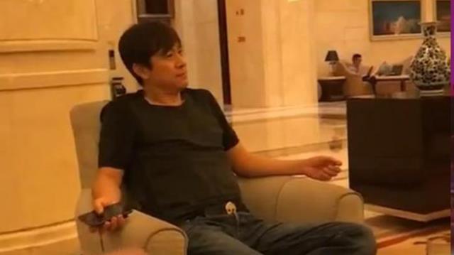 解晓东的现状（52岁解晓东罕露面）(3)