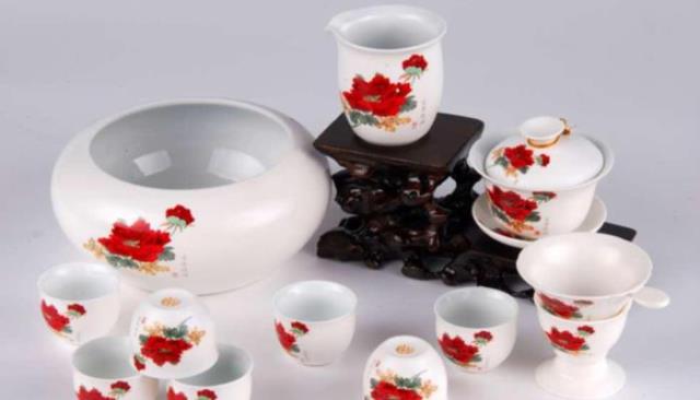 十大顶级陶瓷茶具品牌（陶瓷茶具什么牌子好）(6)